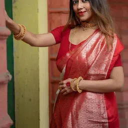 Vmdesigns Woven Design Zari Silk Blend Handloom Saree image 3