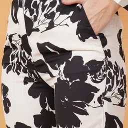 IX IMPRESSION Printed Collar Neck Shirt With Trousers Co-Ords image 5