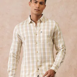 WROGN Men Comfort Slim Fit Checked Spread Collar Cotton Casual Shirt-image-44