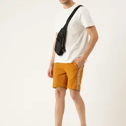 Okane Men Typography Side-Stripe Shorts-picture-40