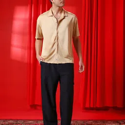 Campus Sutra Men Comfort Relaxed Fit Cuban Collar Solid Satin Casual Shirt-picture-13