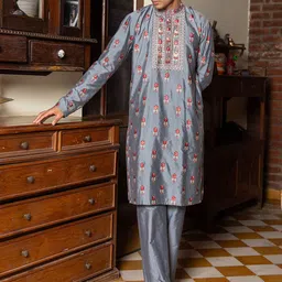 PATR Men Floral Embroidered Regular Kurta with Trousers image 3