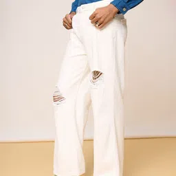 FREAKINS Men Wide Leg High-Rise Mildly Distressed Jeans image 3