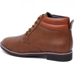DIFEET Men Textured Round Toe Regular Boots image 5
