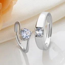 JOKER & WITCH Unisex Set Of 2 Stones Studded Jude & Lucy Diamond Couple Rings-picture-30