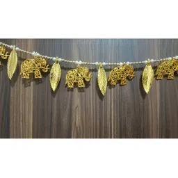 Nutts Bandhanwar Beige & White Textured Elephant Leaf Toran image 2