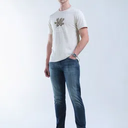 Flying Machine Men Slim Fit Light Fade Stretchable Jeans image 4