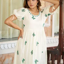 Vbuyz Women White And Green Cotton Butterfly Printed A-Line Dress-picture-58