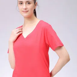Freehand by The Indian Garage Co Women V-Neck Pockets T-shirt-picture-35