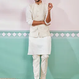 VASTRAMAY Floral Embroidered Woven Nehru Jacket image 2