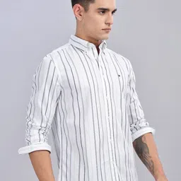 Tommy Hilfiger Men Opaque Striped Casual Shirt image 3