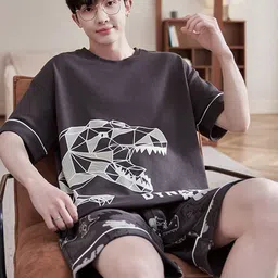 StyleCast Black Graphic Printed Pure Cotton T-shirt With Short-picture-7