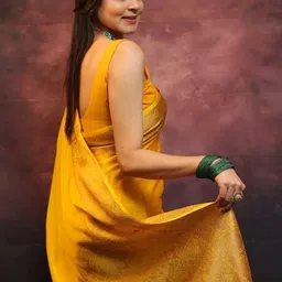 SHRIADINATH Woven Design Zari Silk Blend Handloom Saree image 3