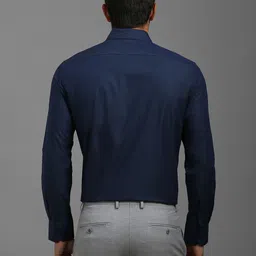 Louis Philippe Men Classic Fit Spread Collar Textured Cotton Formal Shirt image 2