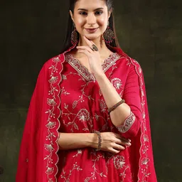 Berrylicious Floral Embroidered V-Neck Sequinned Straight Kurta With Trousers & Dupatta image 5