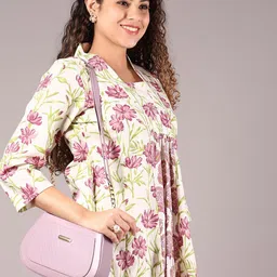 V-Mart Floral Printed Cotton V-Neck A-Line Kurta-image-74