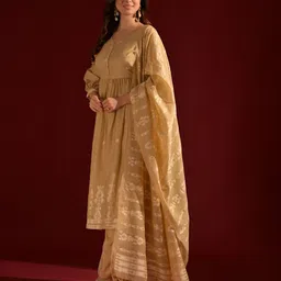 VISHNU WEAVES Floral Woven Design Pleated Pure Cotton A-Line Kurta With Trousers & Dupatta image 2