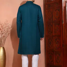 SWAGG INDIA Men Kurta image 5