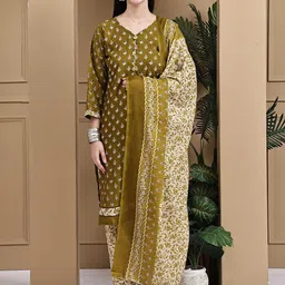 Rajnandini Women Floral Printed Regular Kurta with Salwar & Dupatta-image-92