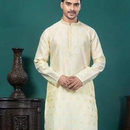 EKYAA Men Printed Mirror Work Kurta image 5