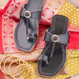 House of Pataudi Women Leather One Toe Kolhapuri Flats-picture-39