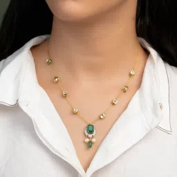 Tyaani Jewellery by Karan Johar Women Pendant Diamond-picture-26