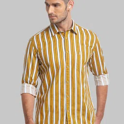 Parx Men Cutaway Collar Vertical Striped Cotton Slim Fit Casual Shirt-image-19