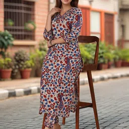 Aaghnya Women Printed Viscose Rayon Kurta & Trousers-image-51
