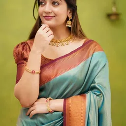 canibani Women Embllished Jacquard Silk Banarasi Saree image 2