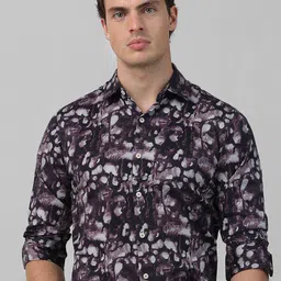 Mufti Men Spread Collar Abstract Printed Cotton Slim Fit Casual Shirt-picture-41
