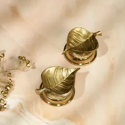 Living scapes by Pantaloons Gold-Toned Set of 2 Candle Holder-image-39