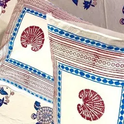 Alankaran designs White & Red 120 TC Bedsheet with 2 Pillow Covers-picture-12