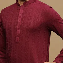 here&now x sanwara Sanwara Geometric Embroidered Chikankari Cotton Straight Kurta image 2