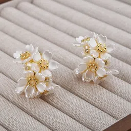 MEENAZ Floral Hoop Earrings image 2