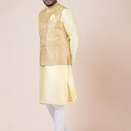 Nawaz's Kurta Men Printed Woven Nehru Jacket image 5