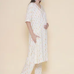 Mine4Nine Women Floral Printed Regular Kurta with Harem Pants image 2