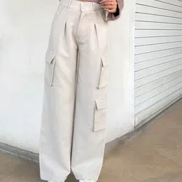 HIGH BUY Women Relaxed High-Rise Pleated Cargos Trousers-picture-32
