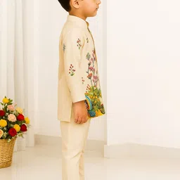 Covetus Boys Floral Printed Regular Pure Cotton Kurta with Pyjamas image 3