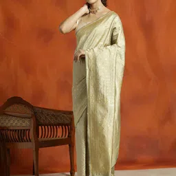 Desi Fusion Woven Design Zari Banarasi Saree image 4