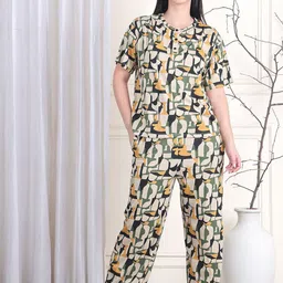 Kanvin Women Printed Night suit-image-12