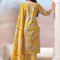 Varanga Women Floral Printed Regular Kurta with Trousers & With Dupatta image 2