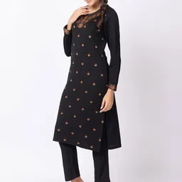 KEIKO Women Embellished Flared Sleeves Thread Work Jacquard Kurta image 4