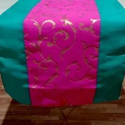 pink parrot Pinkparrot Green & Pink Jacquard Table Runner-picture-28