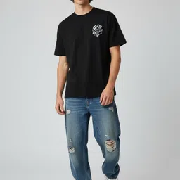 glitchez Men Typography Printed T-shirt image 3