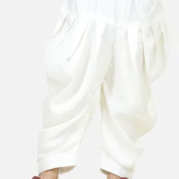 BownBee Boys Embroidered Sherwani image 5