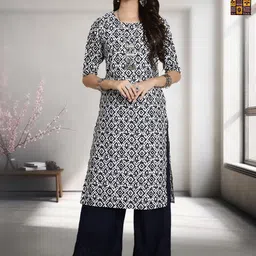 HERE&NOW Selection Of 2 Floral Printed Round Neck Straight Kurtas image 1