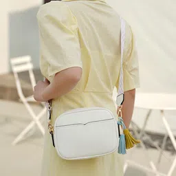 CORSICA PU Structured Shoulder Bag with Tasselled image 3