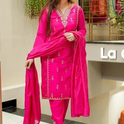 GoSriKi Embroidered V-Neck Zari Kurta with Trousers & Dupatta-image-11