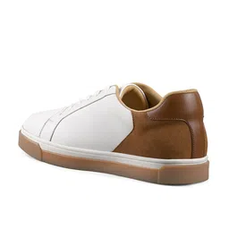 LOUIS STITCH Men Colourblocked PU Sneakers image 4