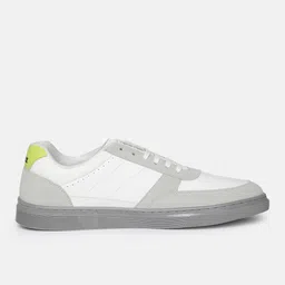 glitchez Men Colourblocked Perforated Lace-Ups Sneakers image 4